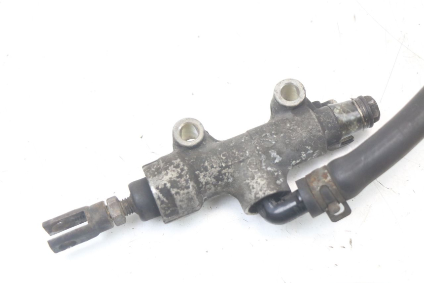 photo de REAR BRAKE MASTER CYLINDER KAWASAKI GTR 1000 (1994 - 2004) - Component detail