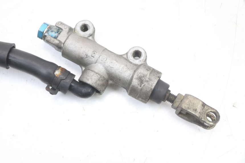 photo de REAR BRAKE MASTER CYLINDER KAWASAKI ZR7 ZR-7 S 750 (1999 - 2004) - Zoom on usage condition