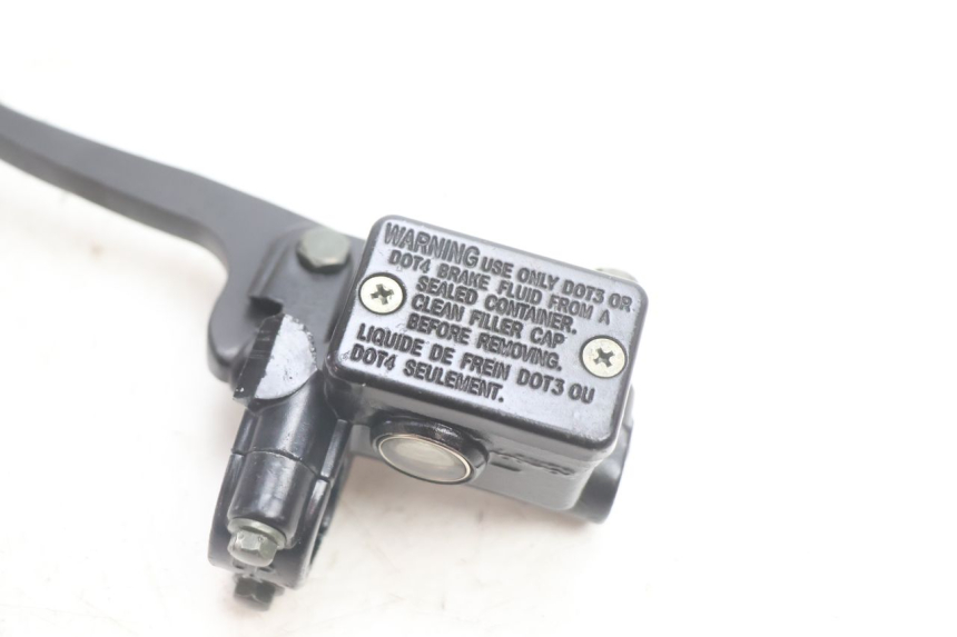 photo de REAR BRAKE MASTER CYLINDER LONGJIA LJ50QT 8M 2T 50 (2010 - 2017) - Zoom on usage condition