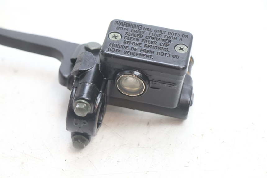 photo de REAR BRAKE MASTER CYLINDER LONGJIA LJ50QT 8M 2T 50 (2010 - 2017) - Alternative perspective