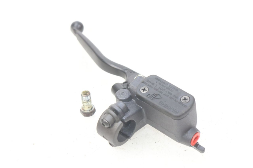photo de REAR BRAKE MASTER CYLINDER PEUGEOT LUDIX BLASTER 50 (2006 - 2014) - Alternative perspective
