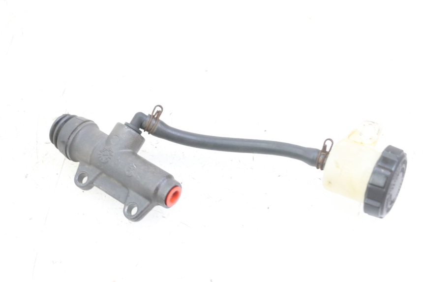 photo de REAR BRAKE MASTER CYLINDER MBK X-LIMIT XLIMIT 50 (2007 - 2012) - Technical close-up