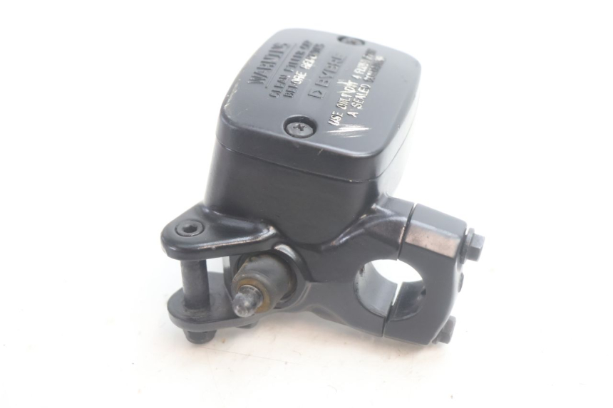 photo de REAR BRAKE MASTER CYLINDER PIAGGIO MP3 HPE 530 (2022 - 2026) - Technical close-up