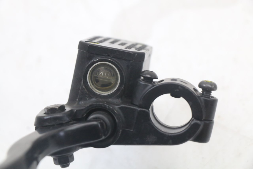 photo de REAR BRAKE MASTER CYLINDER PIAGGIO MP3 LT 400 (2007 - 2012) - Technical close-up