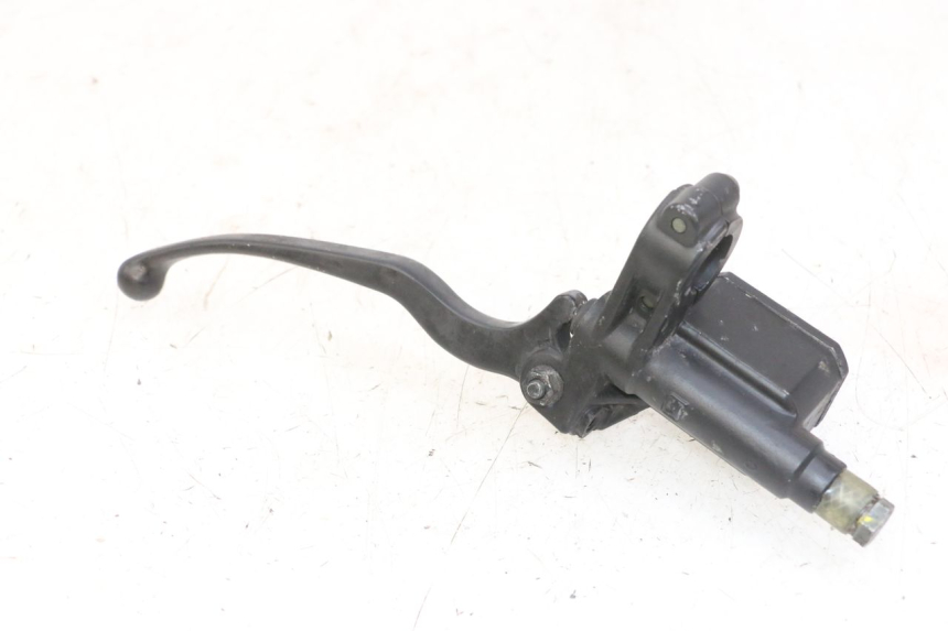 photo de REAR BRAKE MASTER CYLINDER PIAGGIO MP3 LT 300 (2010 - 2016) - Alternative perspective