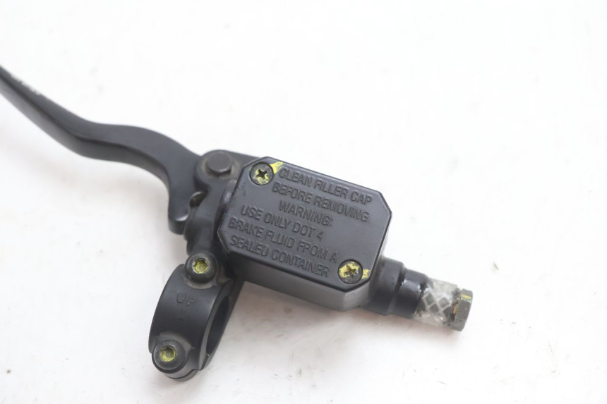photo de REAR BRAKE MASTER CYLINDER PIAGGIO MP3 LT 300 (2010 - 2016) - Zoom on usage condition