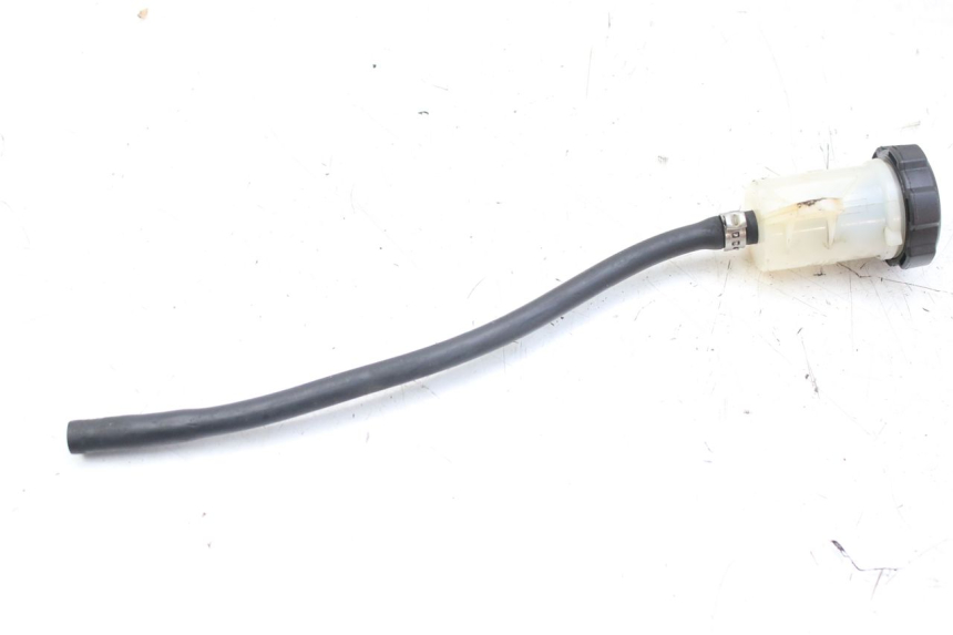 photo de REAR BRAKE MASTER CYLINDER PIAGGIO MP3 RL 250 (2006 - 2010) - Alternative perspective