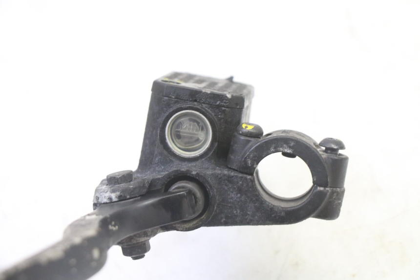 photo de REAR BRAKE MASTER CYLINDER PIAGGIO MP3 RL 250 (2006 - 2010) - Technical close-up