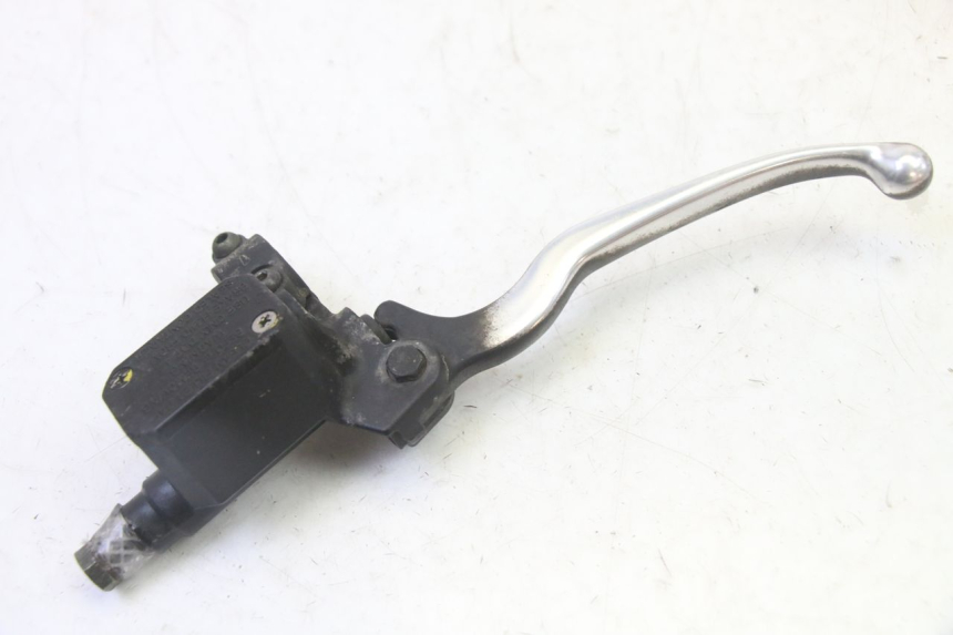 photo de REAR BRAKE MASTER CYLINDER PIAGGIO MP3 500 (2011 - 2015) - Alternative perspective
