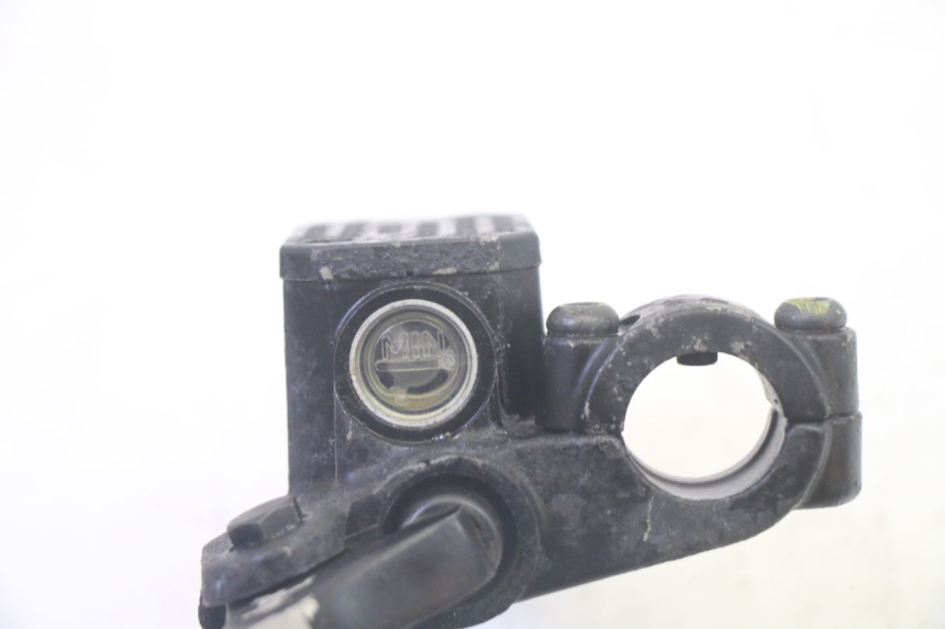 photo de REAR BRAKE MASTER CYLINDER PIAGGIO MP3 RL 250 (2006 - 2010) - Technical close-up
