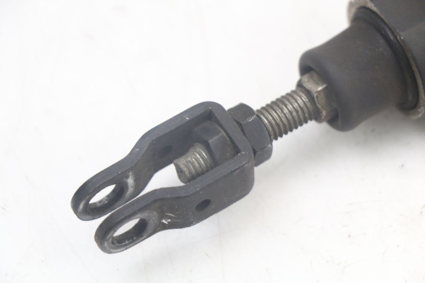 photo de REAR BRAKE MASTER CYLINDER YAMAHA MT-07 MT07 ABS 700 (2014 - 2017) - Zoom on usage condition