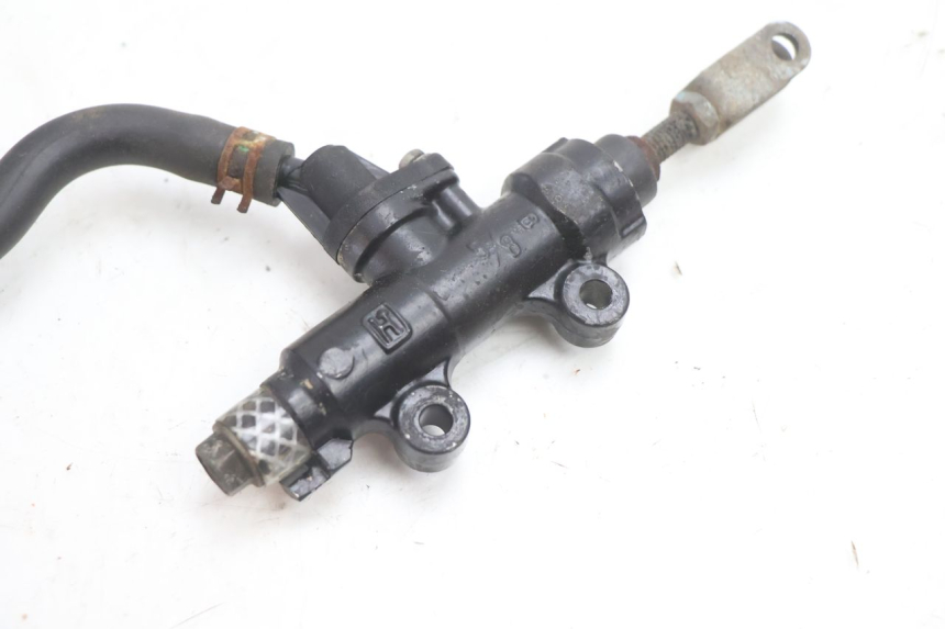 photo de REAR BRAKE MASTER CYLINDER KYMCO MXU R 250 (2004 - 2010) - Additional view of the item