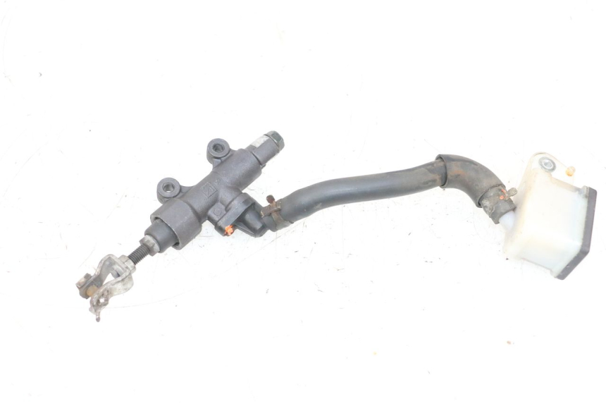 photo de REAR BRAKE MASTER CYLINDER HONDA NSR R 125 (1994 - 2003) - Fixing points details
