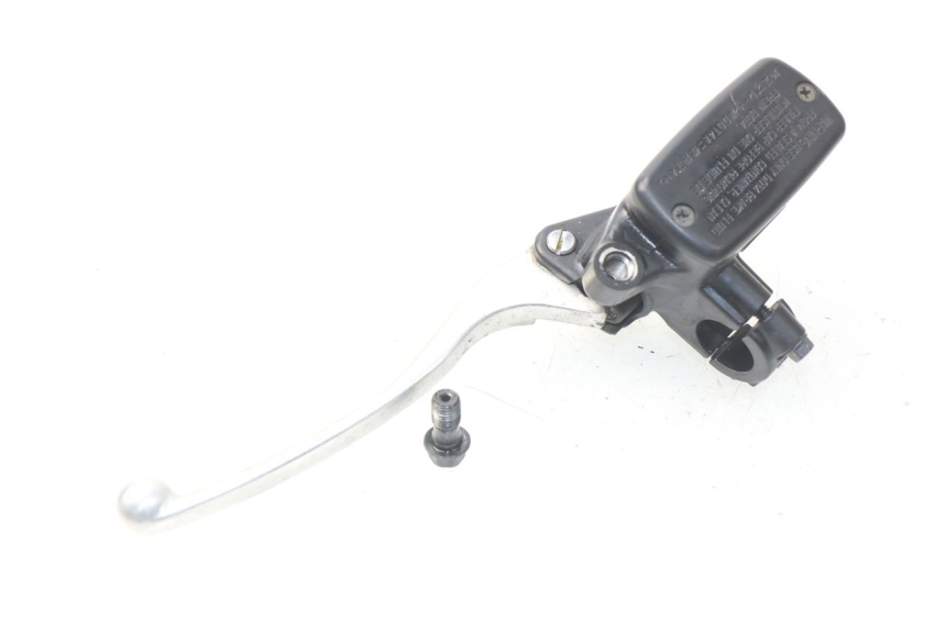 photo de REAR BRAKE MASTER CYLINDER HONDA NSS EX FORZA 250 (2005 - 2013) - Alternative perspective