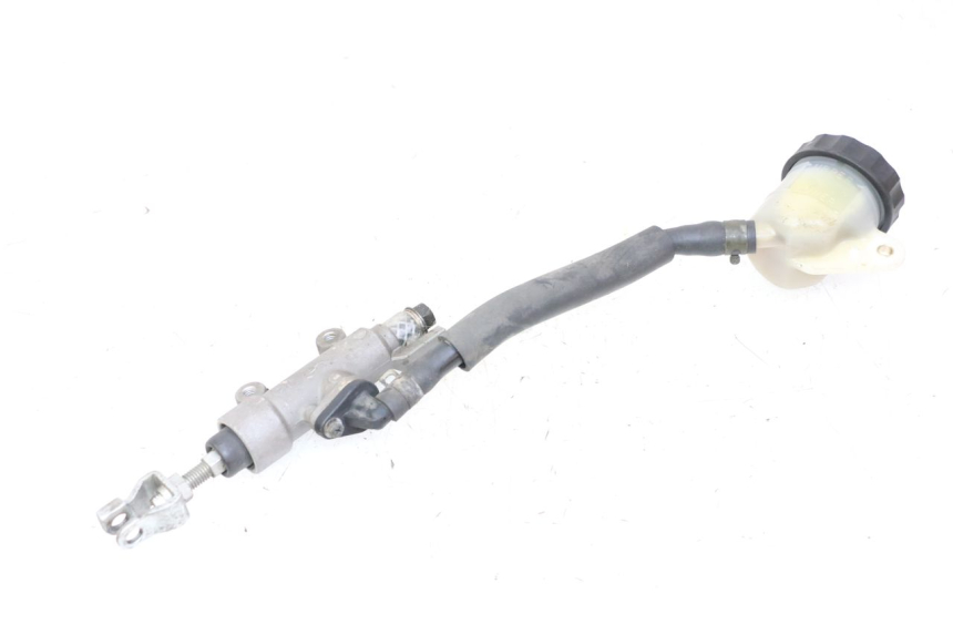 photo de REAR BRAKE MASTER CYLINDER HONDA NTV DEAUVILLE 650 (2001 - 2006) - Component detail
