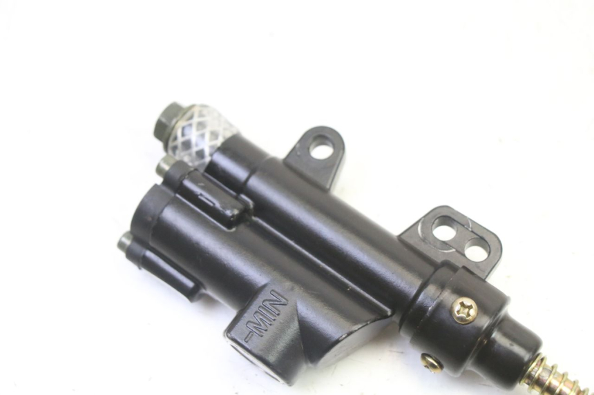photo de REAR BRAKE MASTER CYLINDER APOLLO RFZ 125 - Component detail