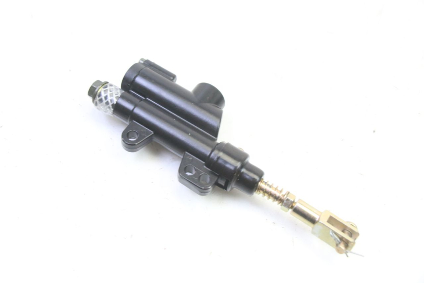 photo de REAR BRAKE MASTER CYLINDER APOLLO RFZ 125 - Product overview