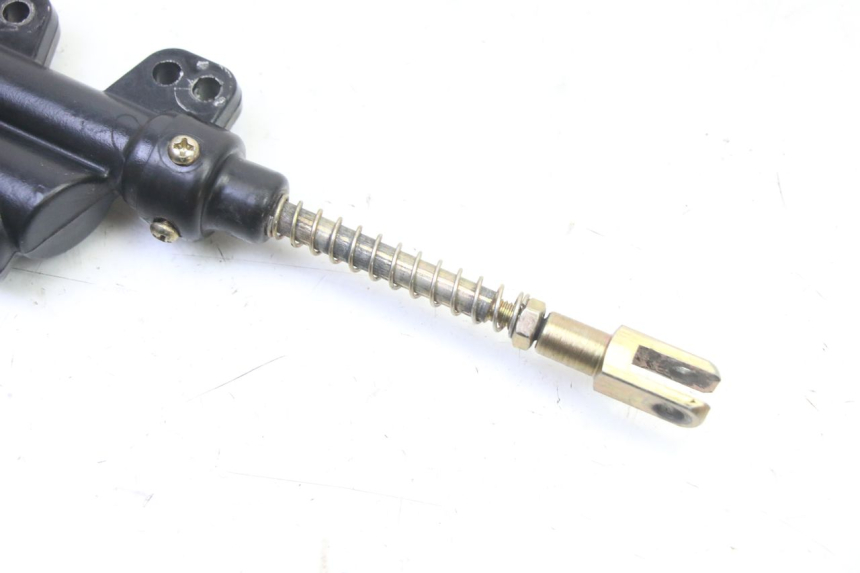 photo de REAR BRAKE MASTER CYLINDER APOLLO RFZ 125 - Zoom on usage condition