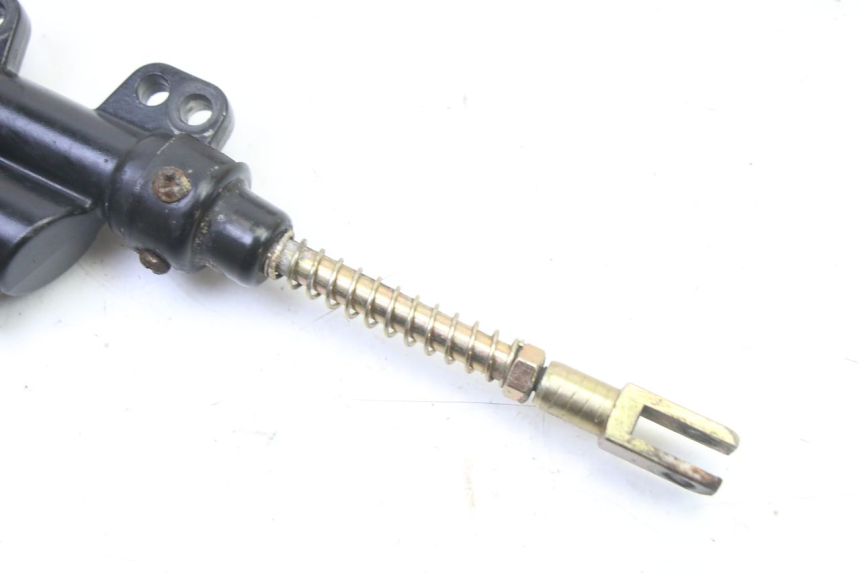 photo de REAR BRAKE MASTER CYLINDER APOLLO RFZ 125 - Zoom on usage condition