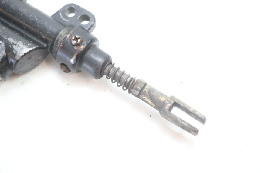 photo de REAR BRAKE MASTER CYLINDER APOLLO RFZ 140 - Zoom on usage condition