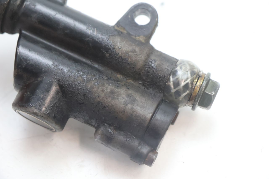 photo de REAR BRAKE MASTER CYLINDER APOLLO RFZ 140 - Surface and material condition