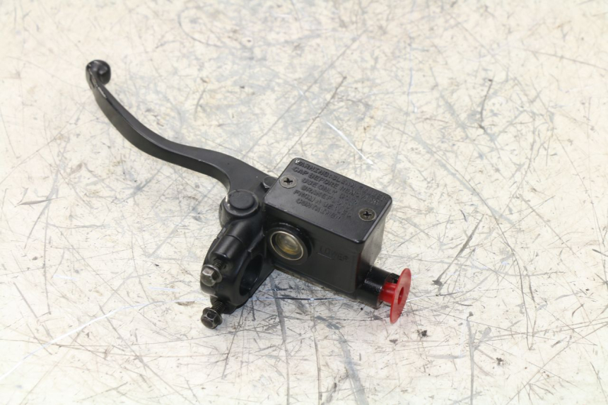 photo de REAR BRAKE MASTER CYLINDER RIEJU RS SPORT NAKED 50 (2013 - 2018) - Zoom on usage condition