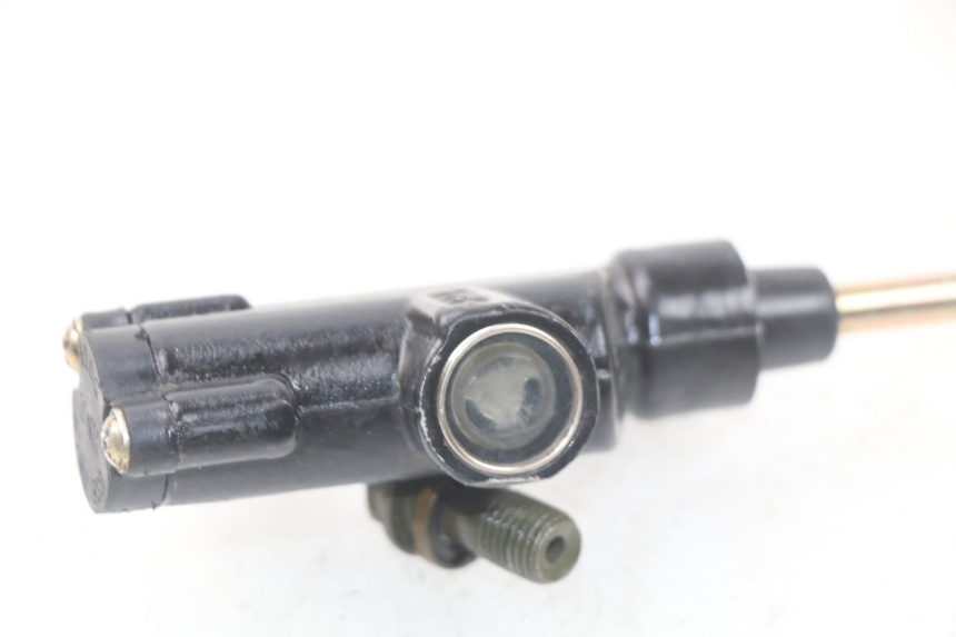 photo de REAR BRAKE MASTER CYLINDER MINI MX ROOKIE 125 - Zoom on usage condition