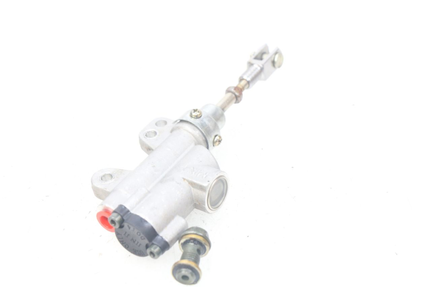 photo de REAR BRAKE MASTER CYLINDER APOLLO RXF 125 - Zoom on usage condition