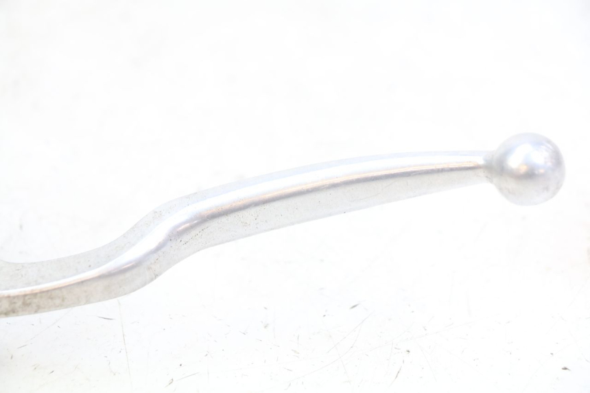 photo de REAR BRAKE MASTER CYLINDER PEUGEOT SATELIS 125 (2010 - 2012) - Fixing points details