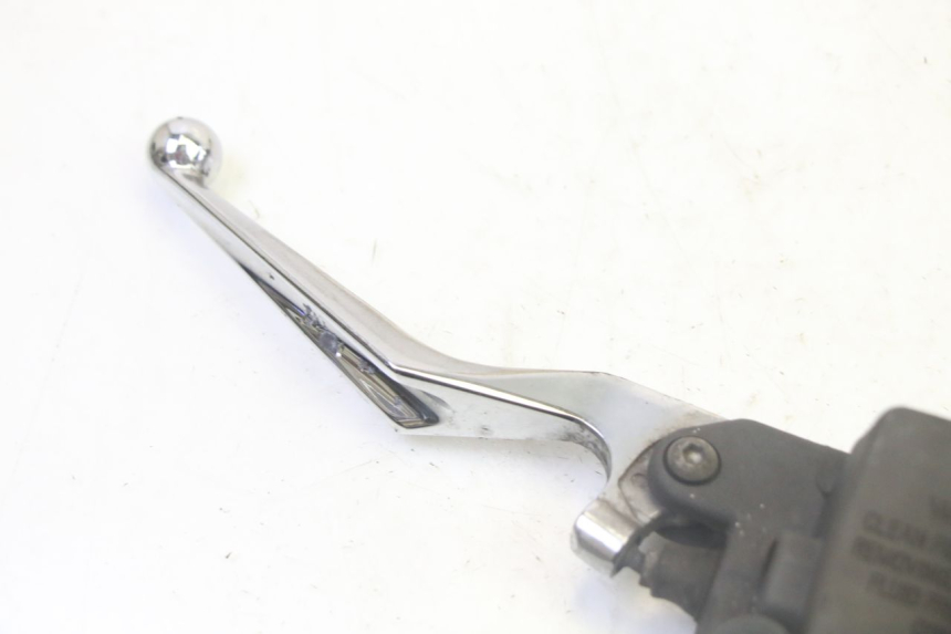 photo de REAR BRAKE MASTER CYLINDER PEUGEOT SATELIS 125 (2006 - 2009) - Component detail