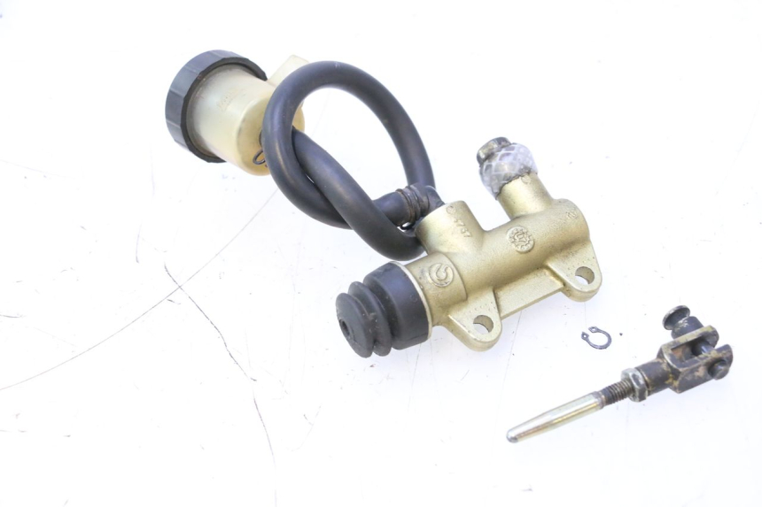 photo de REAR BRAKE MASTER CYLINDER DUCATI SS IE DS CARENEE 1000 (2002 - 2006) - Main view