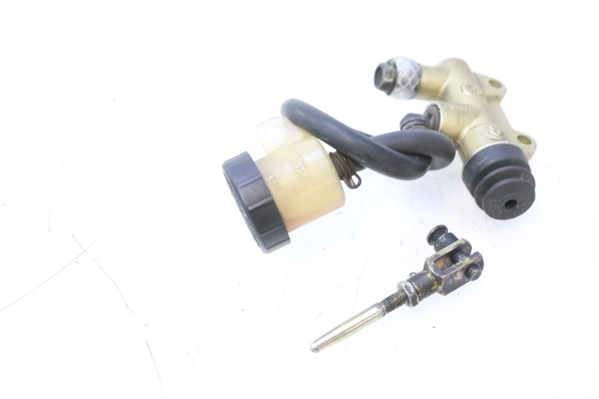 photo de REAR BRAKE MASTER CYLINDER DUCATI SS IE DS CARENEE 1000 (2002 - 2006) - Component detail