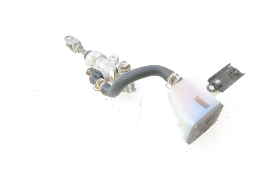 photo de REAR BRAKE MASTER CYLINDER SUZUKI SV S 650 (2003 - 2009) - Product overview