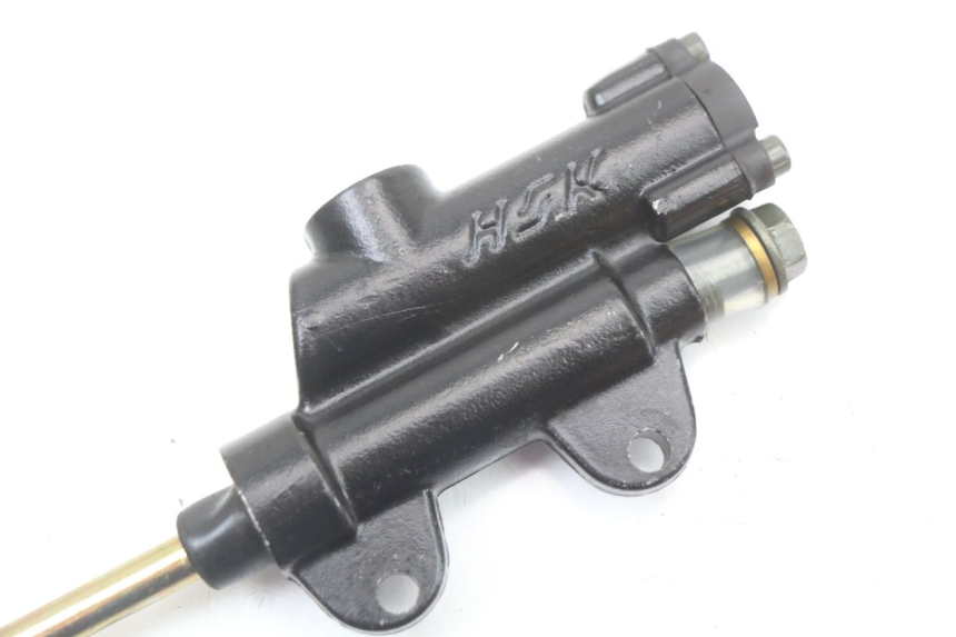 photo de REAR BRAKE MASTER CYLINDER MINI MX SX 125 - Zoom on usage condition