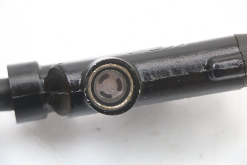 photo de REAR BRAKE MASTER CYLINDER MINI MX SX 125 - Technical close-up