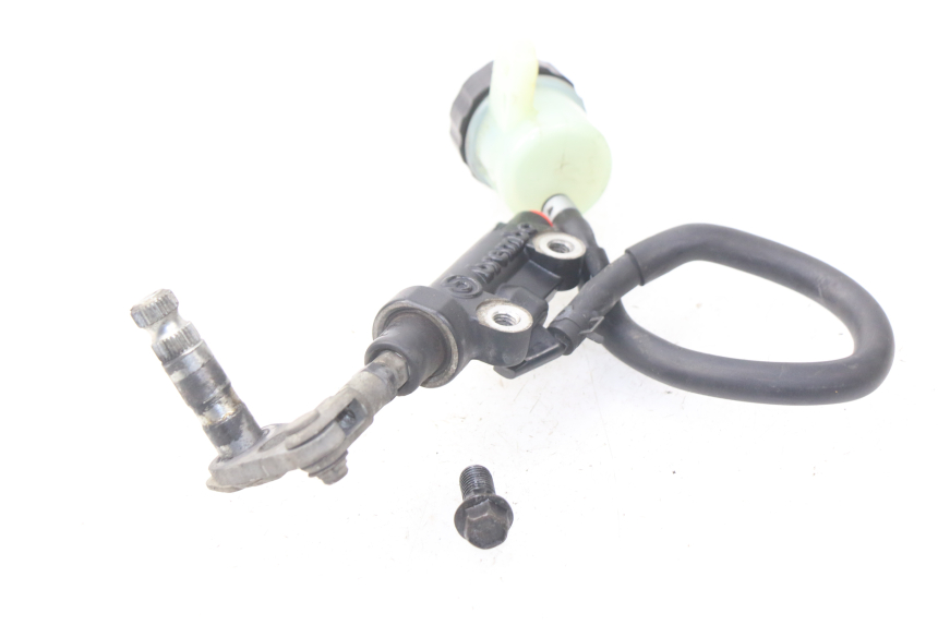 photo de REAR BRAKE MASTER CYLINDER YAMAHA TDM ABS 900 (2002 - 2014) - Technical close-up
