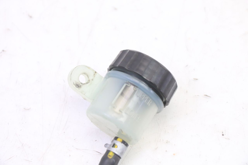 photo de REAR BRAKE MASTER CYLINDER YAMAHA TDM ABS 900 (2002 - 2014) - Zoom on usage condition