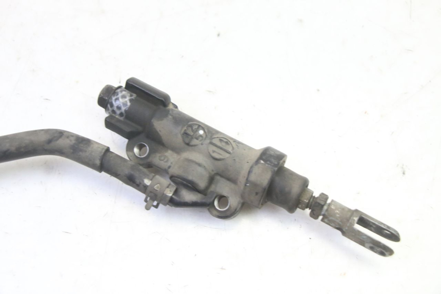 photo de REAR BRAKE MASTER CYLINDER YAMAHA TDM ABS 900 (2002 - 2014) - Technical close-up