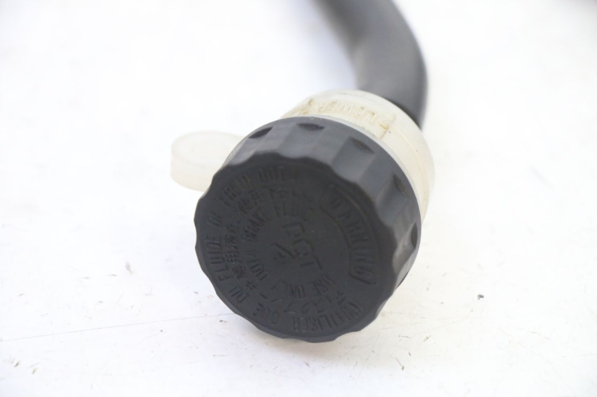 photo de REAR BRAKE MASTER CYLINDER YAMAHA TDR DELTABOX 125 (1997 - 2003) - Zoom on usage condition