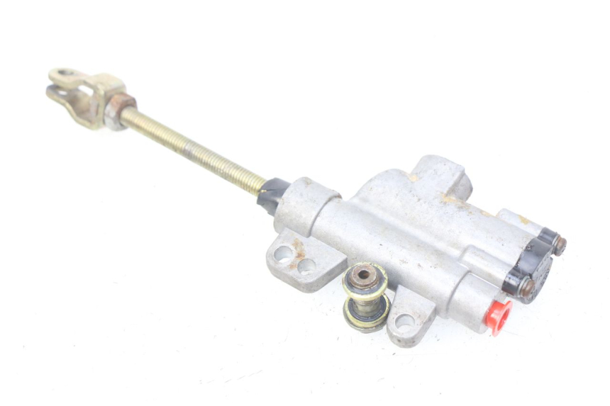 photo de REAR BRAKE MASTER CYLINDER NITRO MOTORS THUNDER 125 - Zoom on usage condition