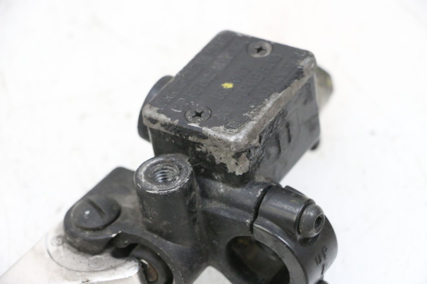 photo de REAR BRAKE MASTER CYLINDER PIAGGIO VESPA GTS SUPER IE 125 (2009 - 2016) - Surface and material condition