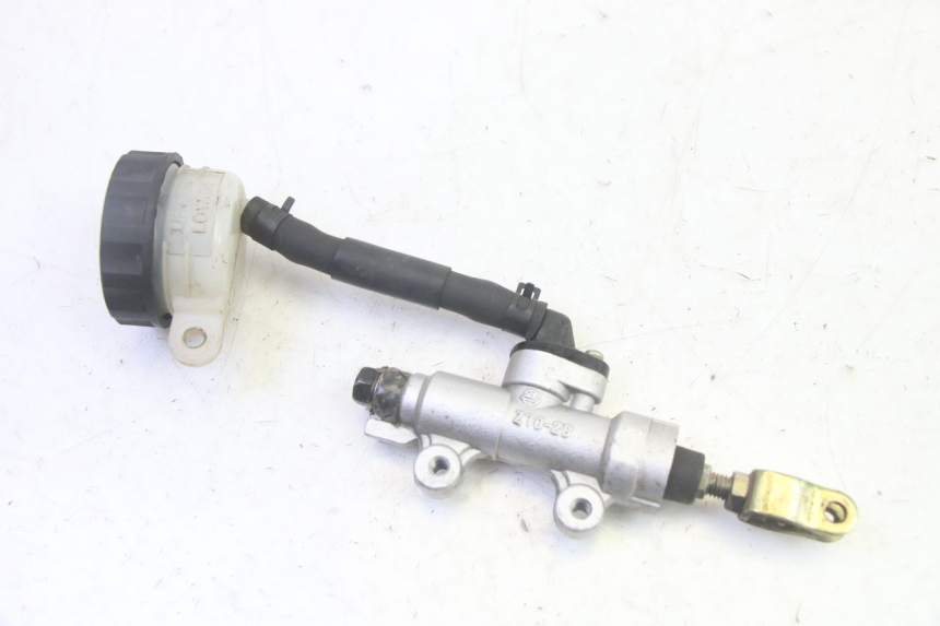 photo de REAR BRAKE MASTER CYLINDER DAELIM VJ ROADWIN FI 125 (2008 - 2017) - Main view