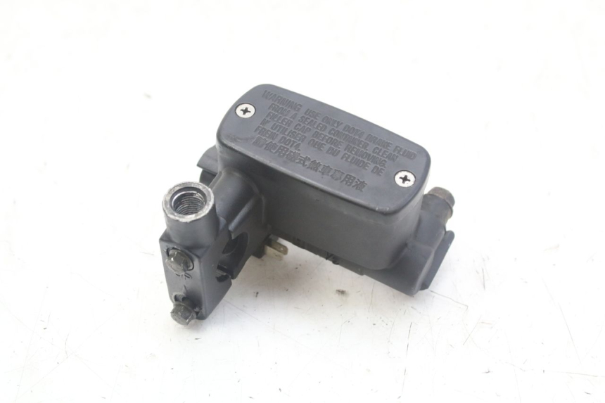 photo de REAR BRAKE MASTER CYLINDER KYMCO X-CITING XCITING 400 (2014 - 2018) - Alternative perspective