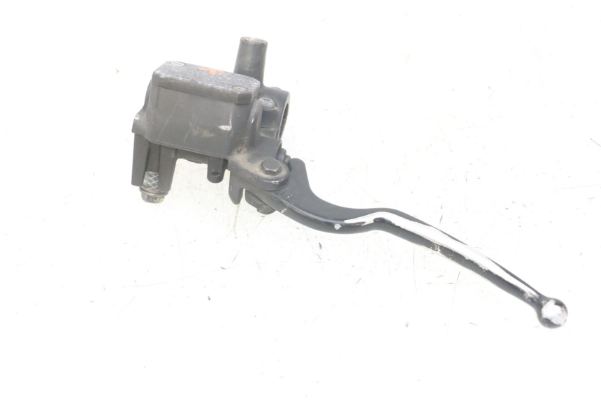 photo de REAR BRAKE MASTER CYLINDER YAMAHA XMAX X-MAX 125 (2006 - 2009) - Main view