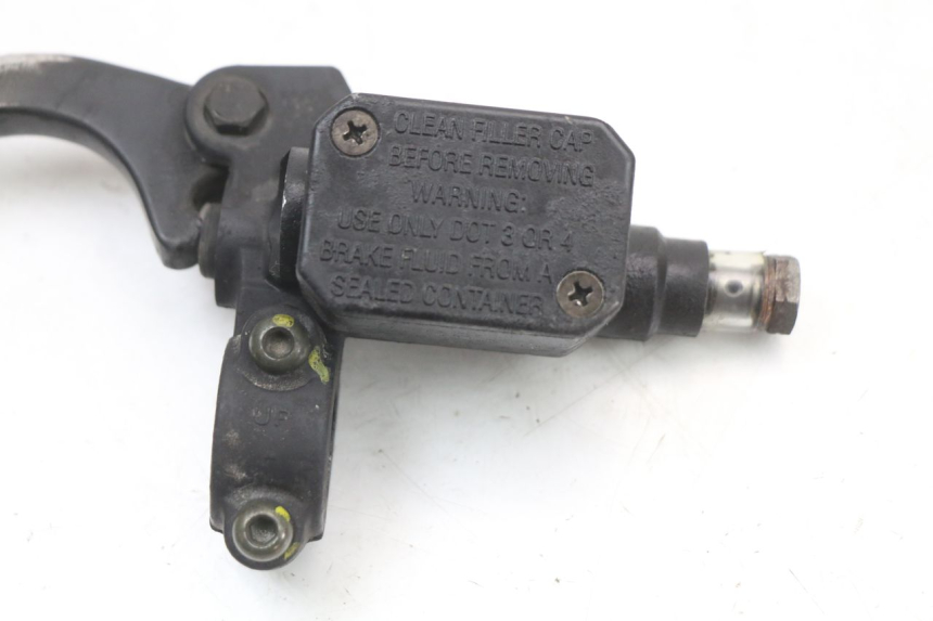 photo de REAR BRAKE MASTER CYLINDER PIAGGIO X8 125 (2004 - 2007) - Zoom on usage condition