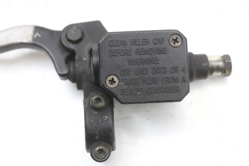 photo de REAR BRAKE MASTER CYLINDER PIAGGIO X9 125 (2000 - 2003) - Zoom on usage condition