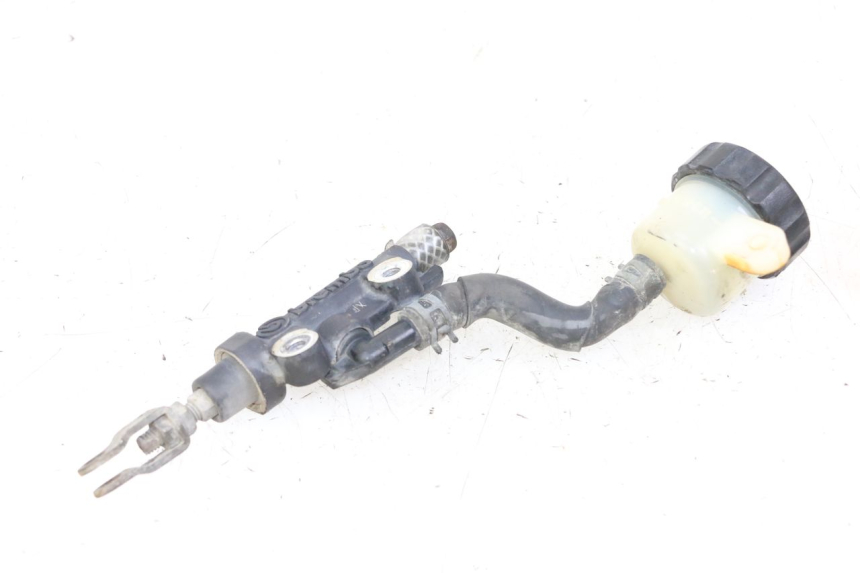 photo de REAR BRAKE MASTER CYLINDER YAMAHA XJN DIVERSION 600 (2000 - 2003) - Component detail
