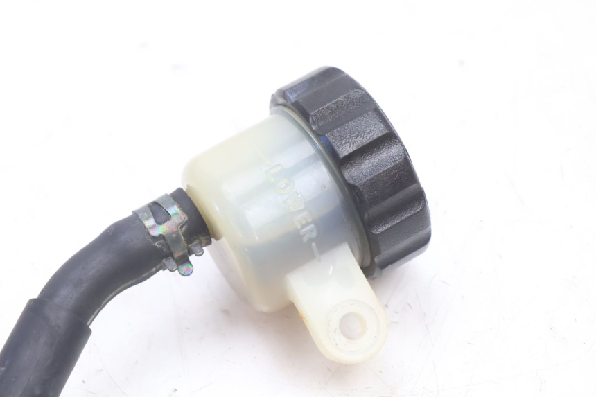 photo de REAR BRAKE MASTER CYLINDER YAMAHA XJR 1300 (1998 - 2002) - Zoom on usage condition