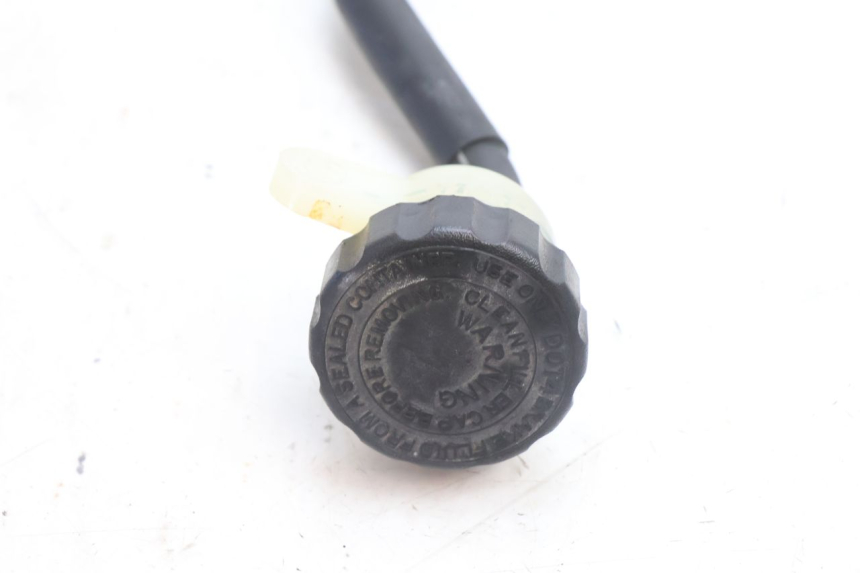 photo de REAR BRAKE MASTER CYLINDER YAMAHA XJR 1300 (1998 - 2002) - Fixing points details