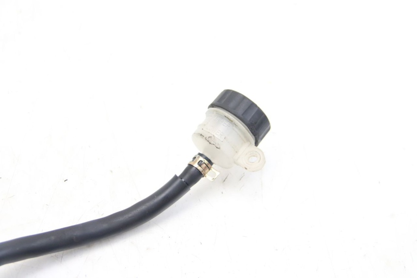 photo de REAR BRAKE MASTER CYLINDER PEUGEOT XP6 50 (1997 - 2003) - Technical close-up